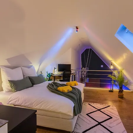 Svyvo - Cozy Serviced Near Cologne & Bonn Appartement